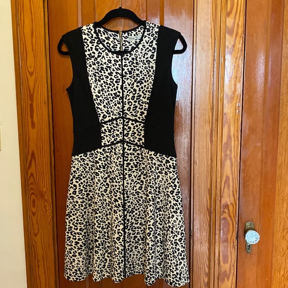Eliza J Leopard Fitted Skater Dress - Picture 3 of 7